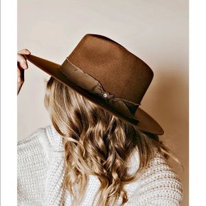 Dressed in LaLa brown felt hat